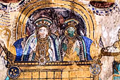 The great Chola temples of Tamil Nadu - The Brihadishwara Temple of Thanjavur. Painting of the Nayaka period (xvii c.) on the inside wall of the cloister. 
